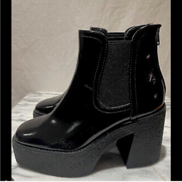 Eco-Friendly Steve Madden Cool Planet Lilly Platform Booties!! - Picture 2 of 4